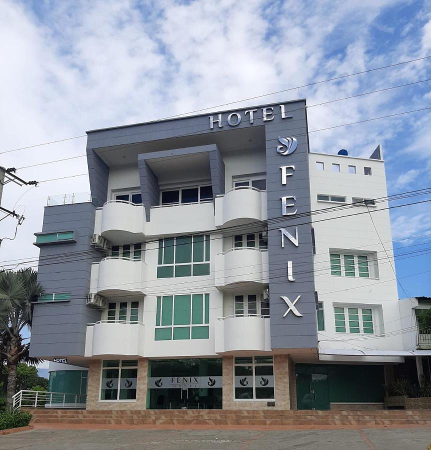 Hotel Fenix Кукута Экстерьер фото